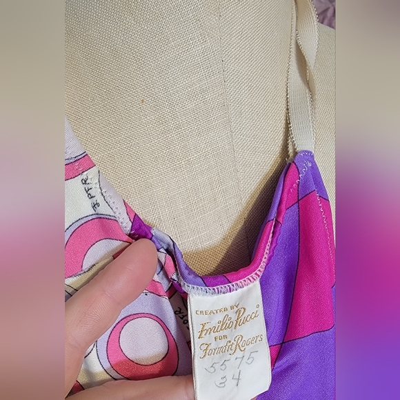Emilio Pucci for Fromfit Rogers 34B. Purple, pink, white. Small. - Picture 11 of 11